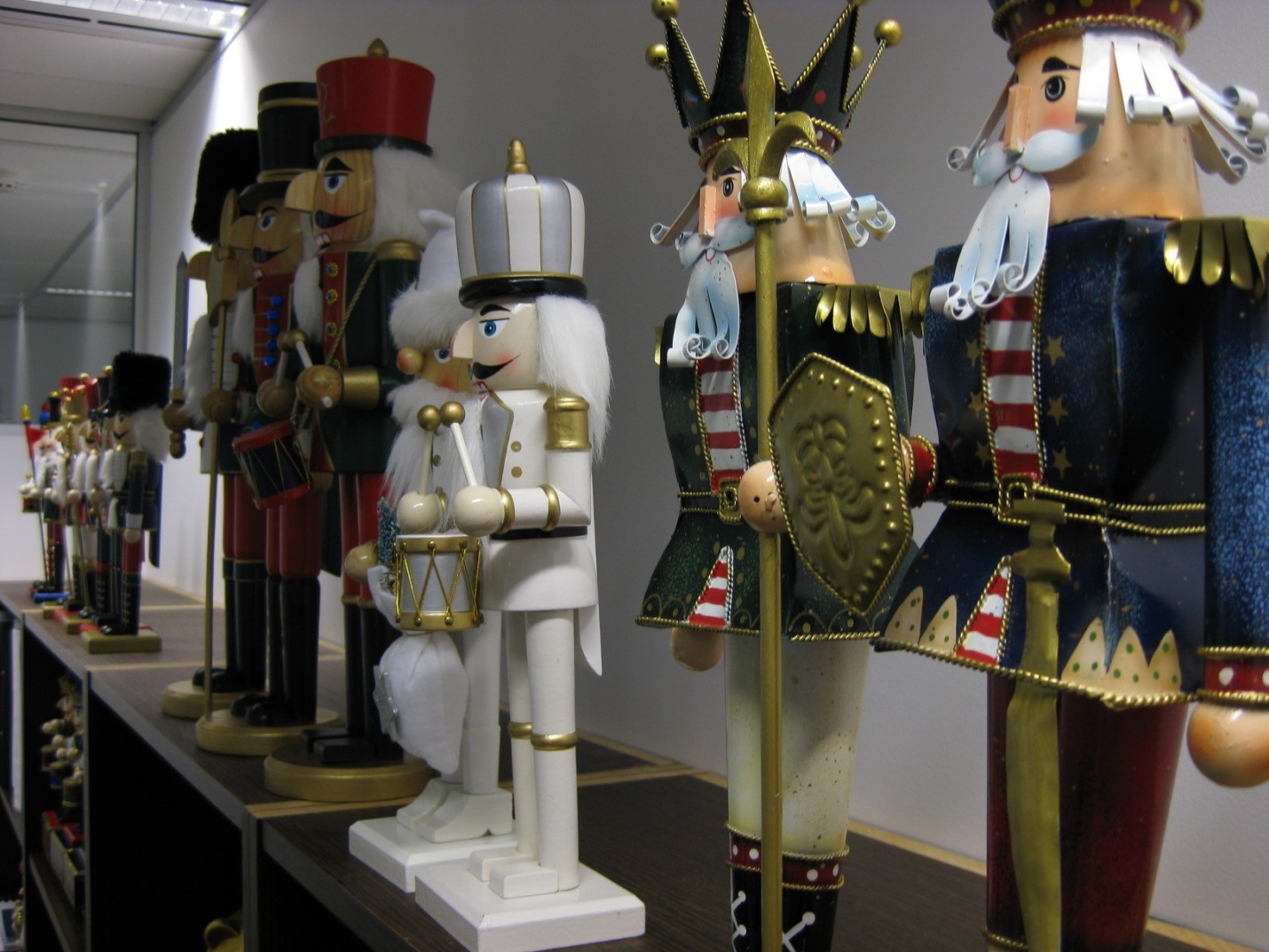 How to Make Money by Buying and Selling Collectibles
